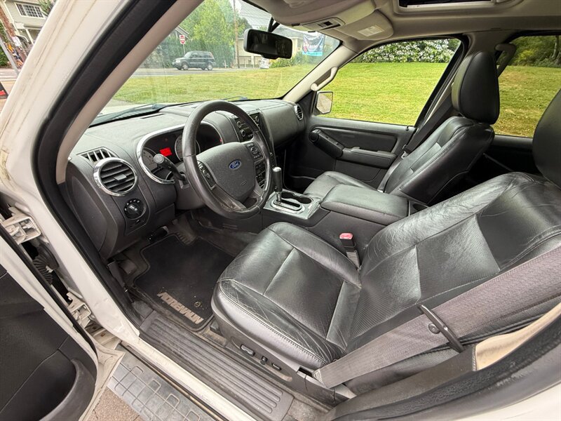 Used 2009 Ford Explorer Sport Trac Adrenalin AWD/4WD image 9