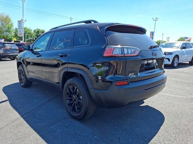 Certified 2023 Jeep Cherokee Altitude Lux AWD/4WD image 4
