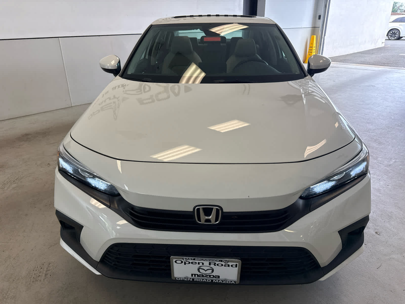 Used 2023 Honda Civic EX image 1