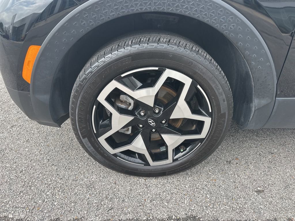 Used 2023 Hyundai Santa Cruz Limited image 5