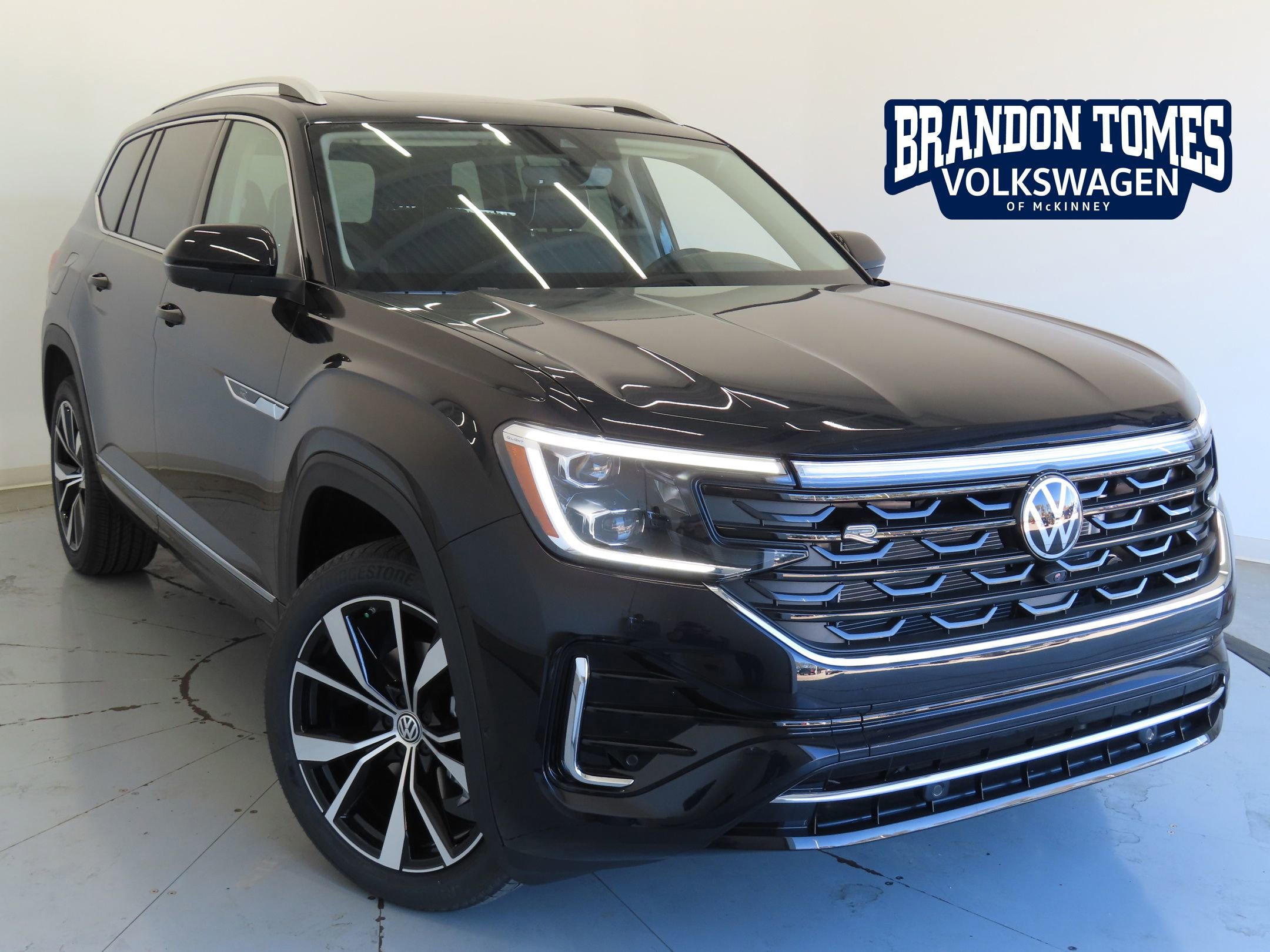 New 2026 Volkswagen Atlas SEL Premium R-Line