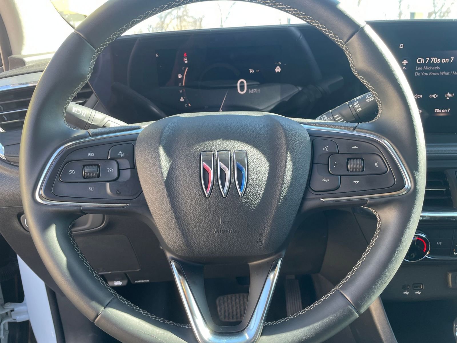 Used 2025 Buick Encore GX Preferred image 25