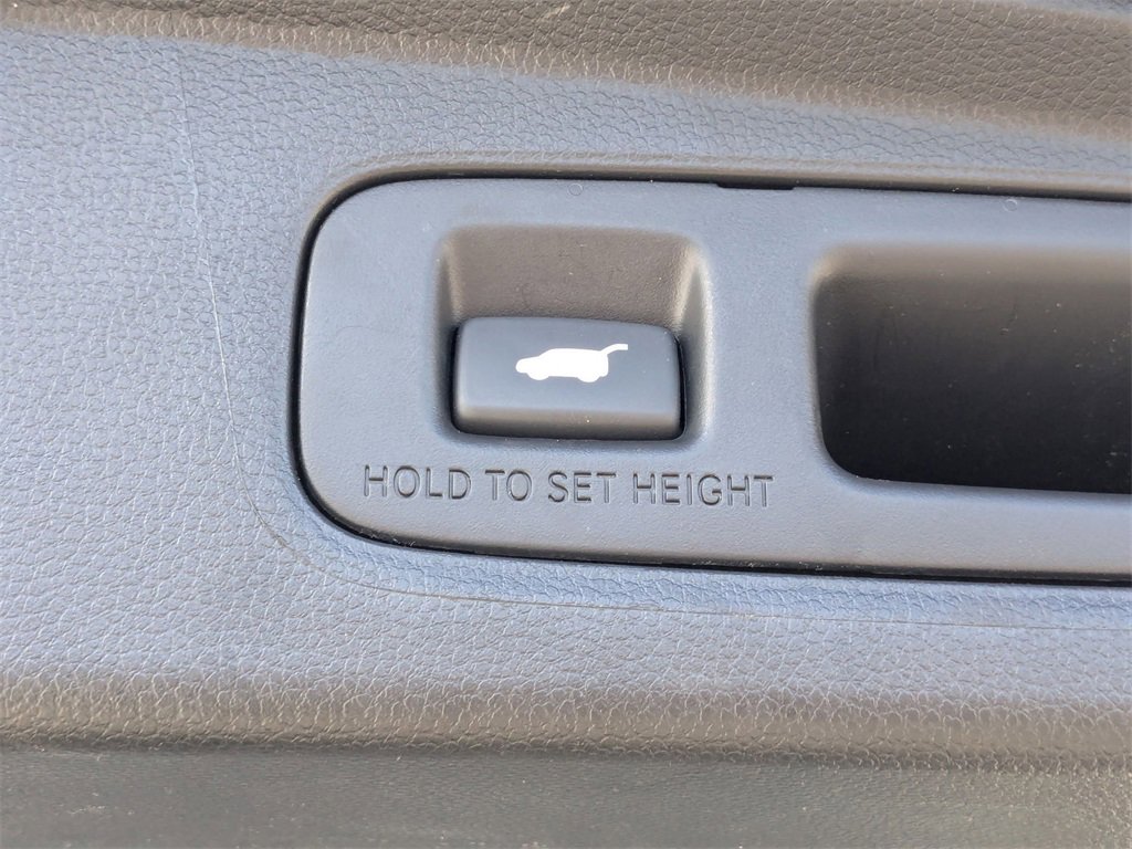 Used 2025 Honda CR-V EX-L image 30