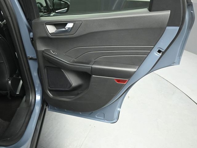 Certified 2025 Ford Escape Platinum AWD/4WD image 27