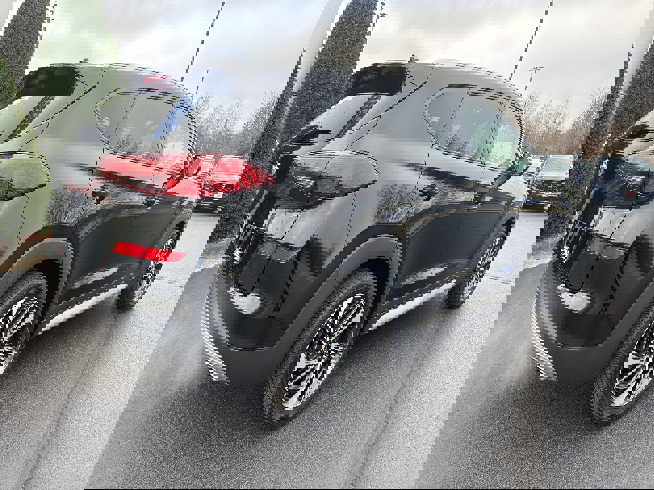 Used 2021 Hyundai Tucson Sport w/ Cargo Package image 14