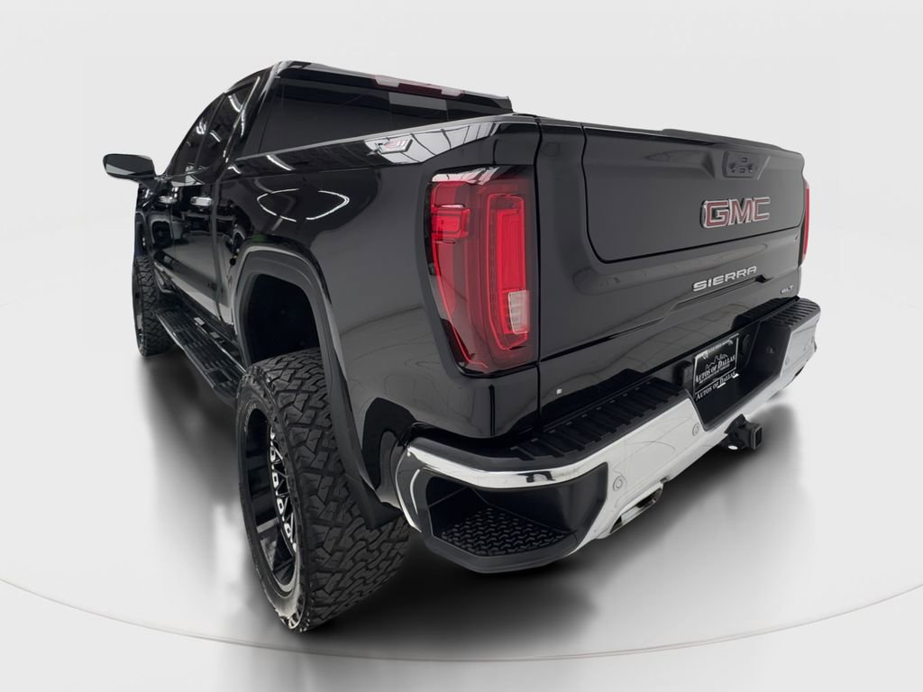 Used 2024 GMC Sierra 1500 SLT AWD/4WD image 10