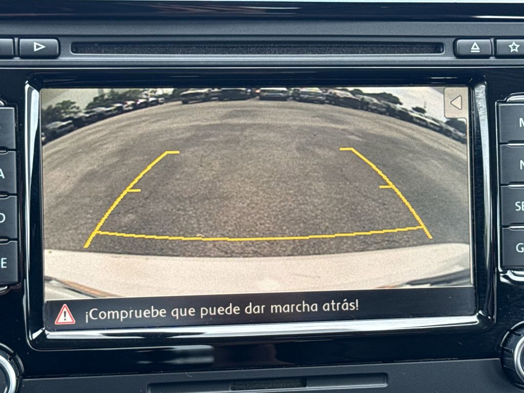 Used 2014 Volkswagen Passat 1.8T SEL Premium FWD image 20