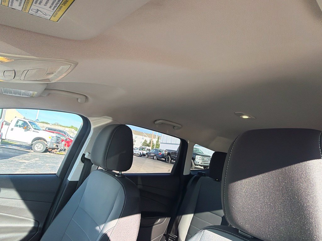 Used 2016 Ford Escape SE FWD image 30