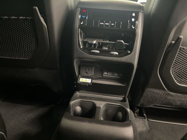 New 2026 Jeep Grand Cherokee L Limited AWD/4WD image 32