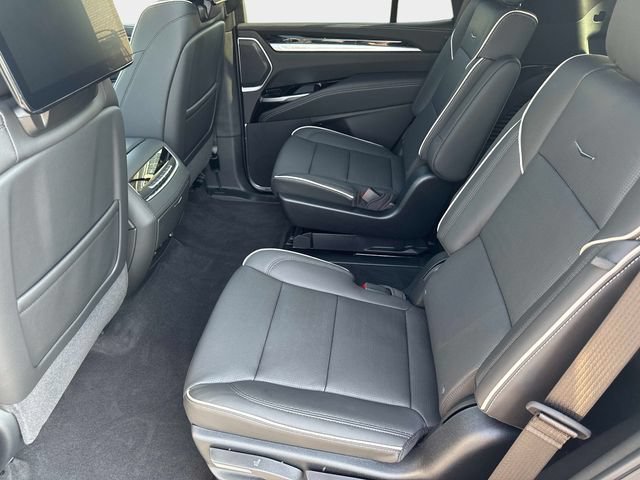 New 2026 Cadillac Escalade Sport w/ Touring Package AWD/4WD image 18