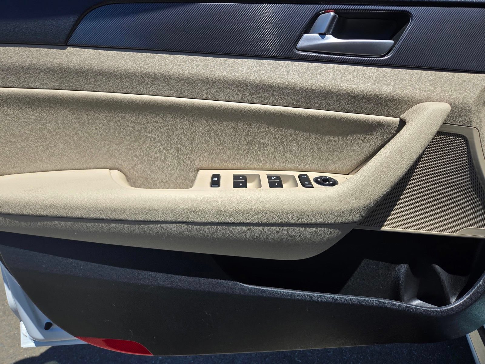 Used 2016 Hyundai Sonata Sport FWD image 14