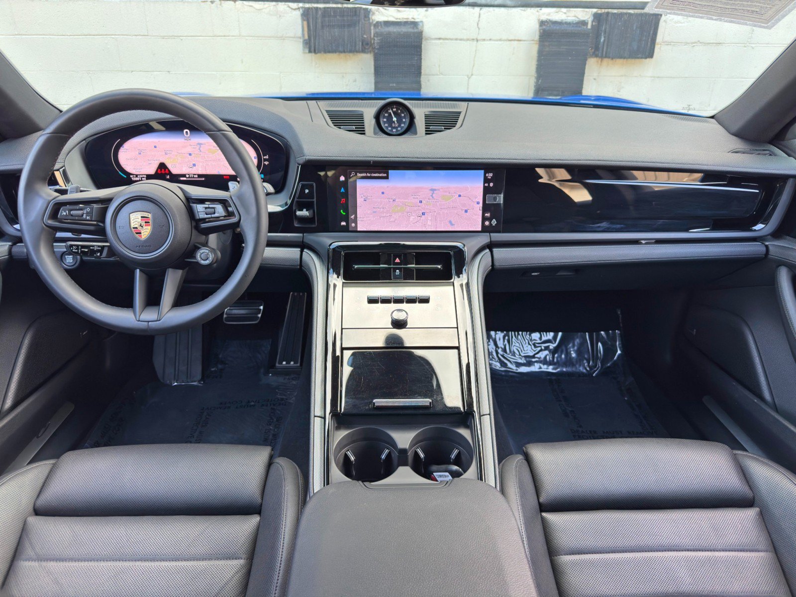 Used 2025 Porsche Panamera w/ Premium Package RWD image 13