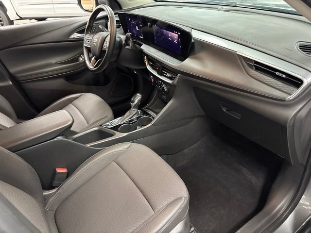 Used 2024 Buick Encore GX Preferred FWD image 10