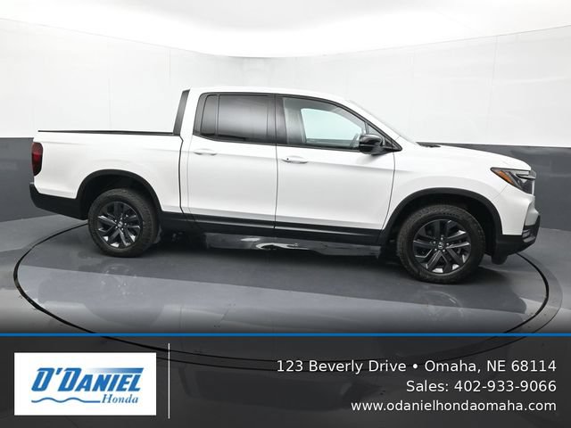 Used 2023 Honda Ridgeline Sport image 7