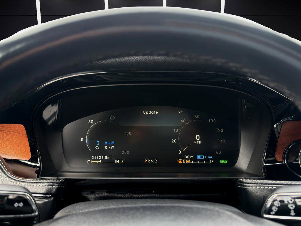 Used 2022 Lincoln Corsair Grand Touring image 17