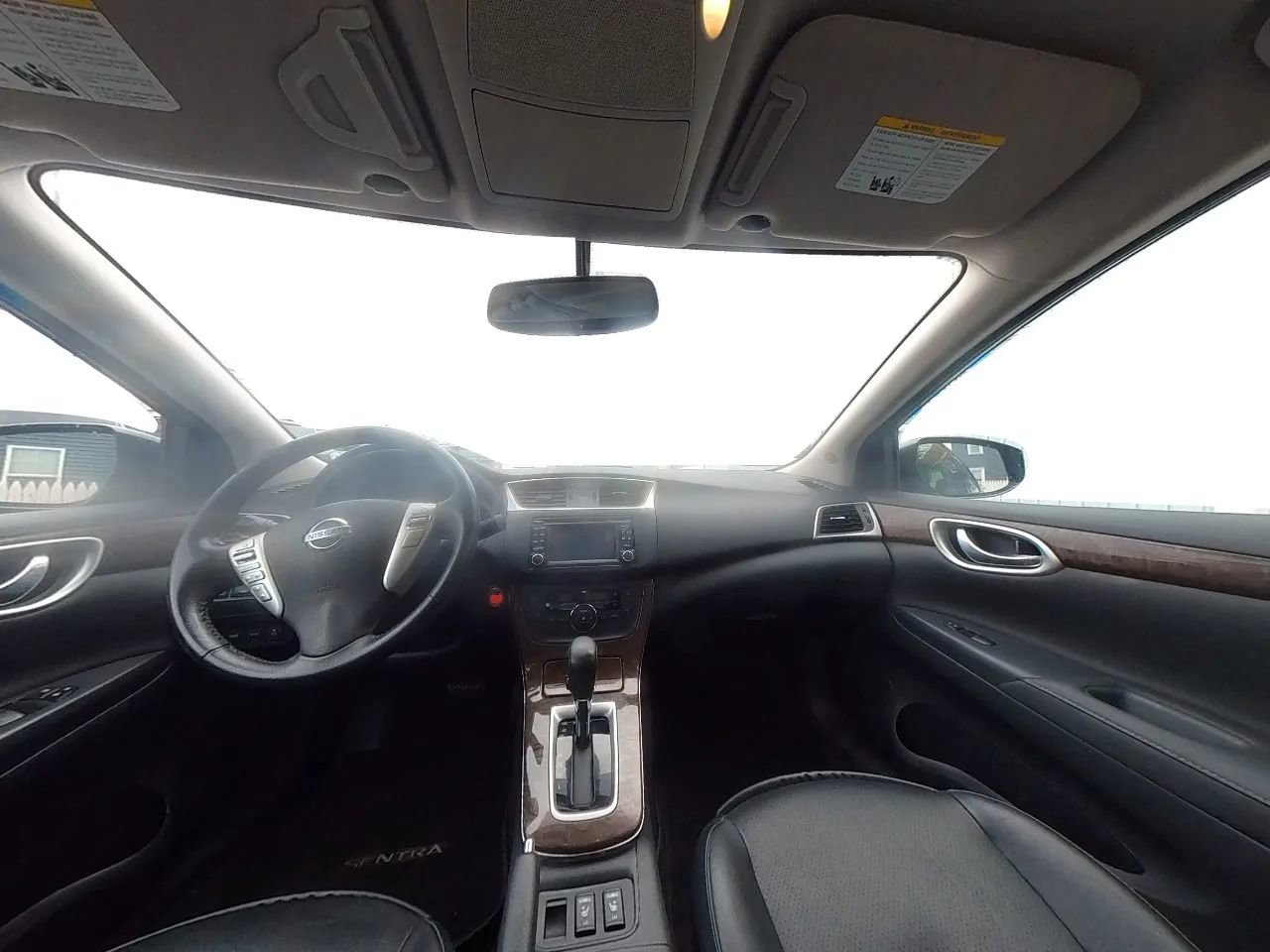 Used 2015 Nissan Sentra SL w/ Navigation Package image 23