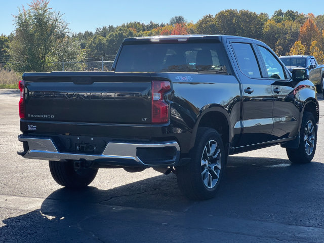 Used 2024 Chevrolet Silverado 1500 LT AWD/4WD image 40