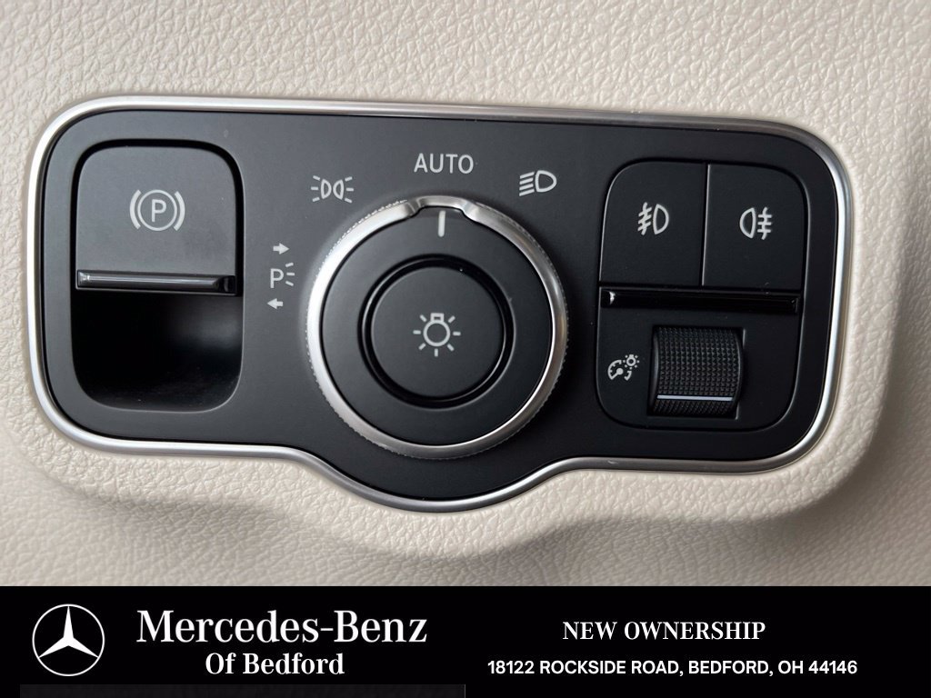 Used 2026 Mercedes-Benz GLB 250 4MATIC image 29