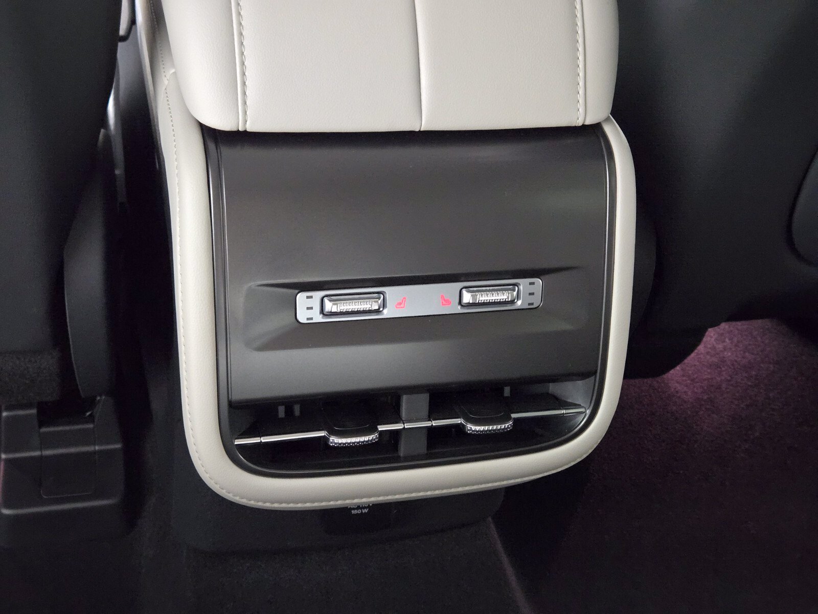 New 2026 Lincoln Nautilus Reserve AWD/4WD image 17