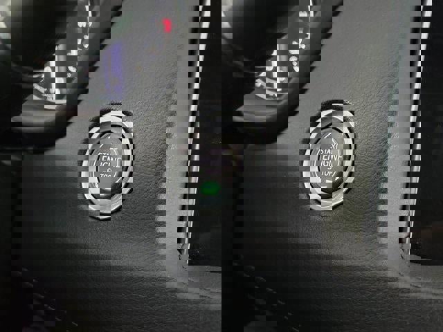 Certified 2023 Cadillac XT4 Premium Luxury w/ Driver Assist Package image 18