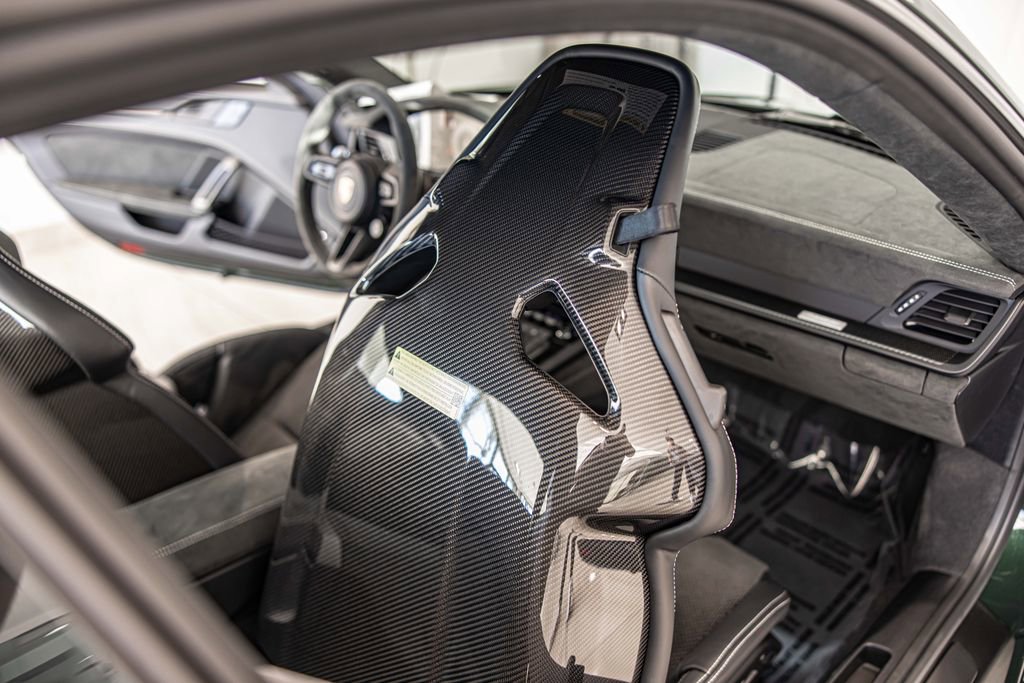 Used 2026 Porsche 911 GT3 w/ Weissach Package image 32