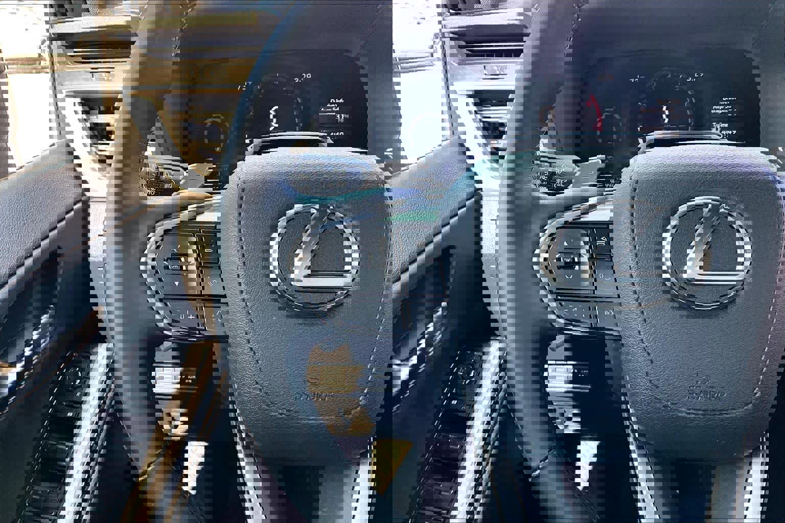 Used 2025 Lexus GX 550 AWD/4WD image 23