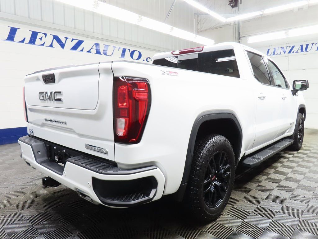 Used 2025 GMC Sierra 1500 Elevation w/ Elevation Premium Package AWD/4WD image 4