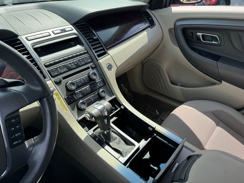 Used 2011 Ford Taurus SEL w/ 201A Rapid Spec Order Code AWD/4WD image 17