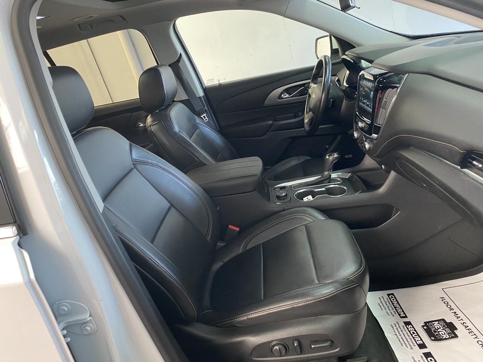 Used 2018 Chevrolet Traverse LT AWD/4WD image 9