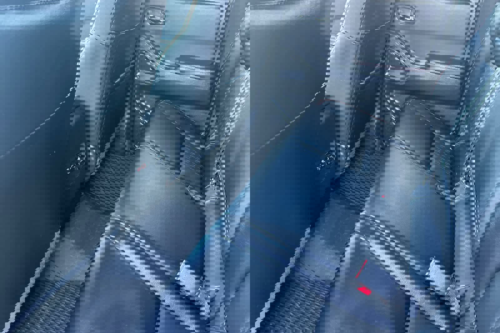 Used 2023 Nissan Frontier PRO-4X w/ Pro-4X Premium Package image 4