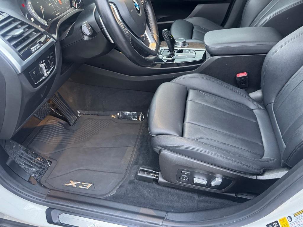 Used 2018 BMW X3 xDrive30i image 12
