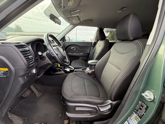 Used 2014 Kia Soul + w/ Audio Package FWD image 12