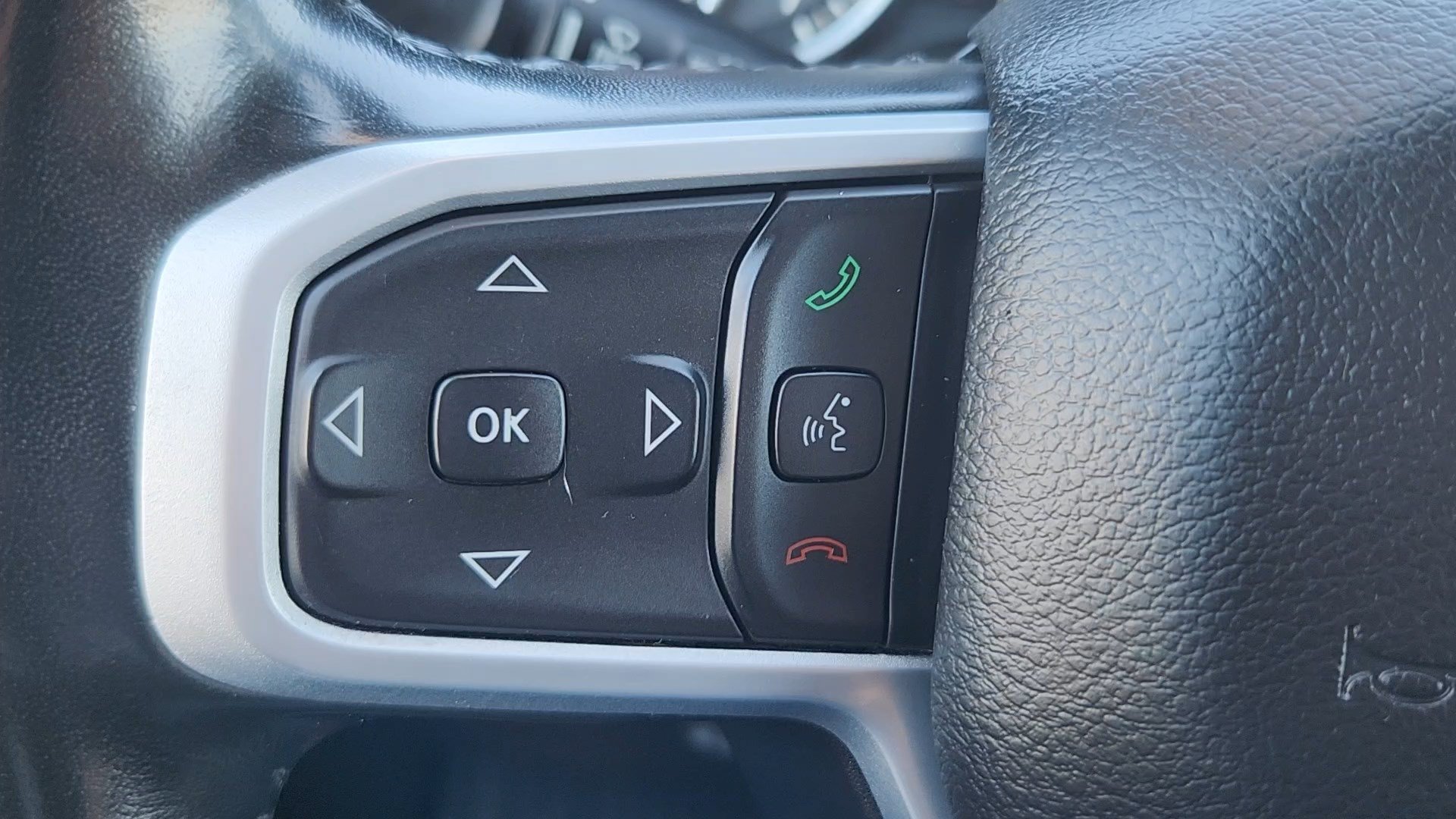 Used 2021 RAM 1500 Big Horn AWD/4WD image 12