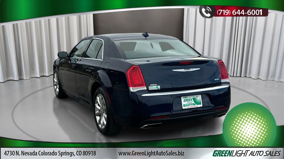 Used 2016 Chrysler 300 Limited image 3