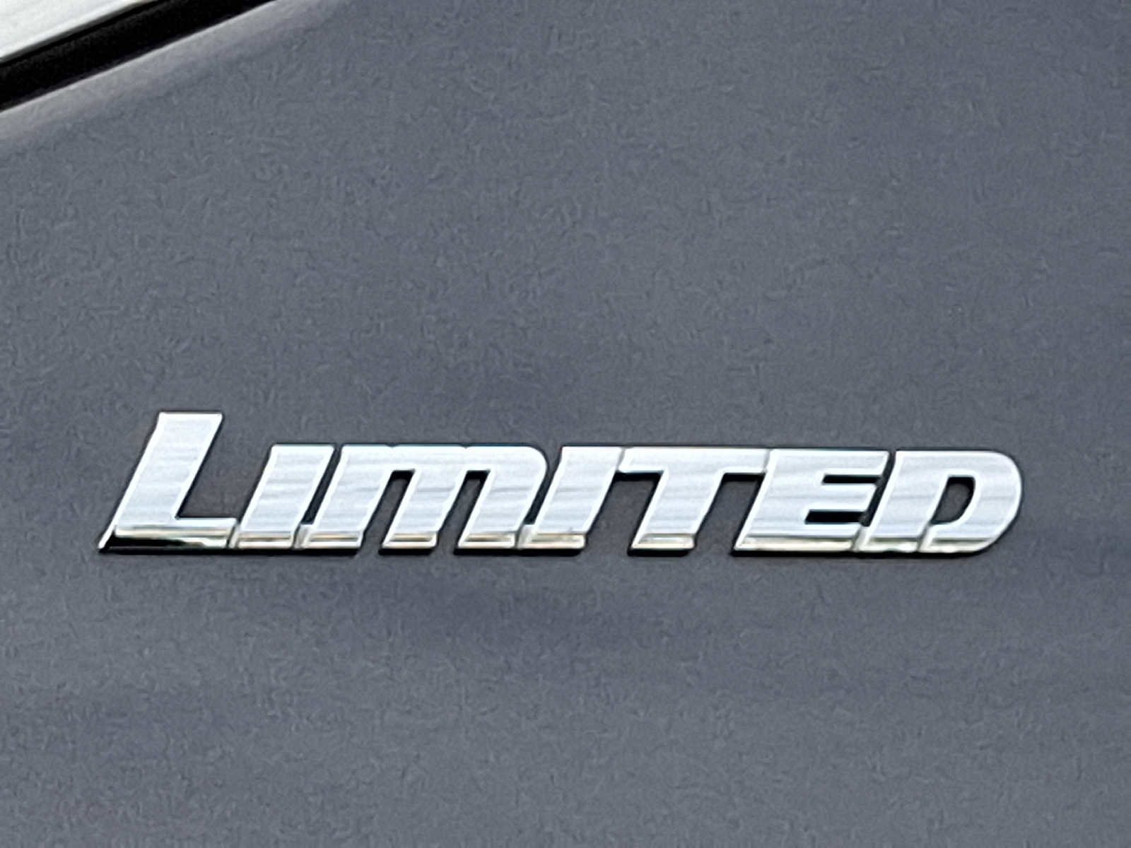 Used 2024 Toyota Tundra Limited image 32