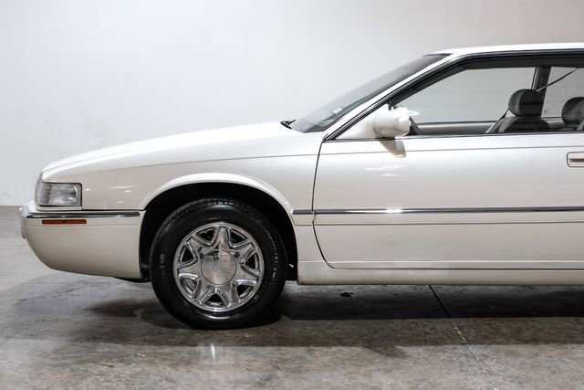 Used 2000 Cadillac Eldorado ESC w/ Comfort/Convenience Pkg FWD image 14