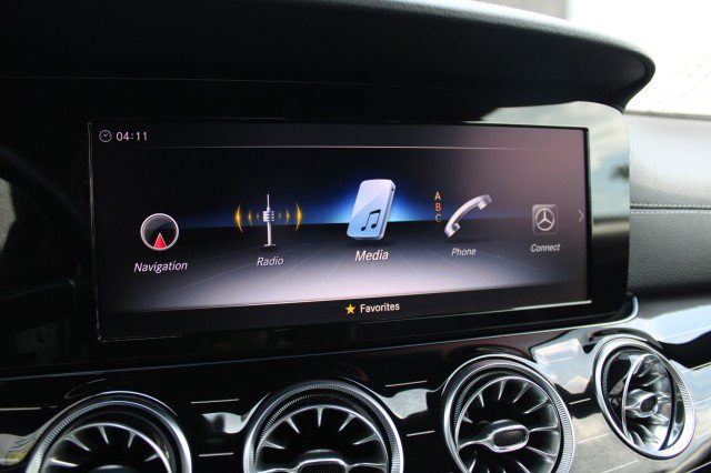 Used 2018 Mercedes-Benz E 400 4MATIC Cabriolet image 30