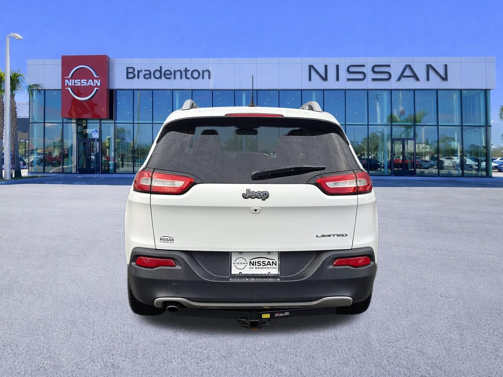 Used 2014 Jeep Cherokee Limited FWD image 6