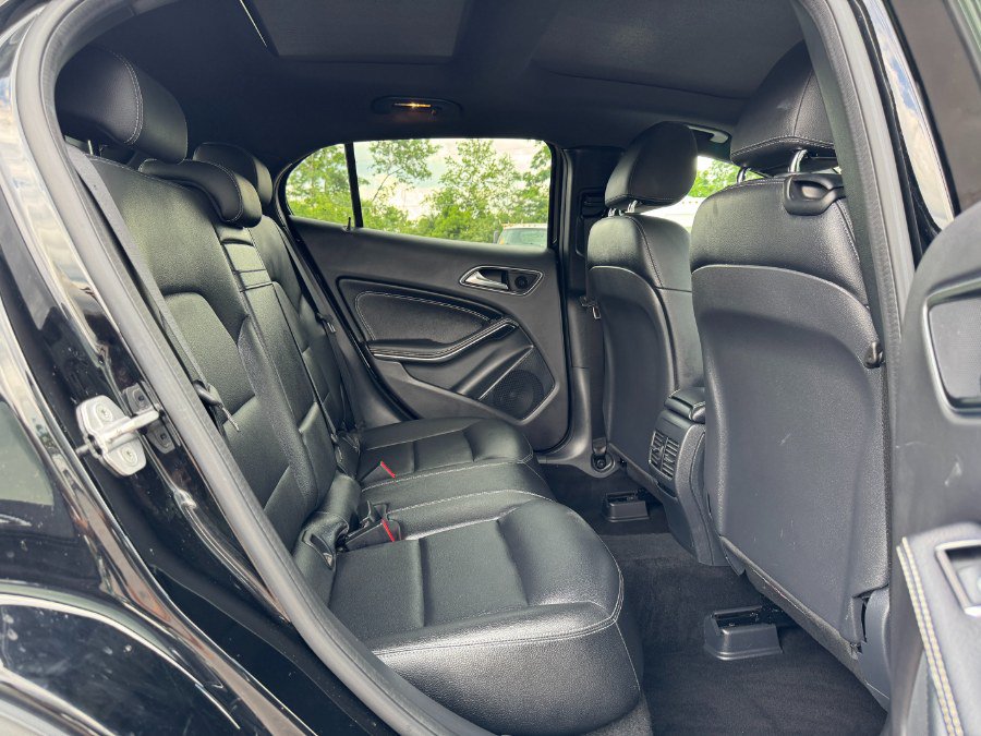 Used 2016 Mercedes-Benz GLA 250 4MATIC image 17