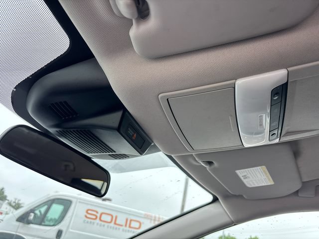 Used 2024 Nissan Rogue S FWD image 25