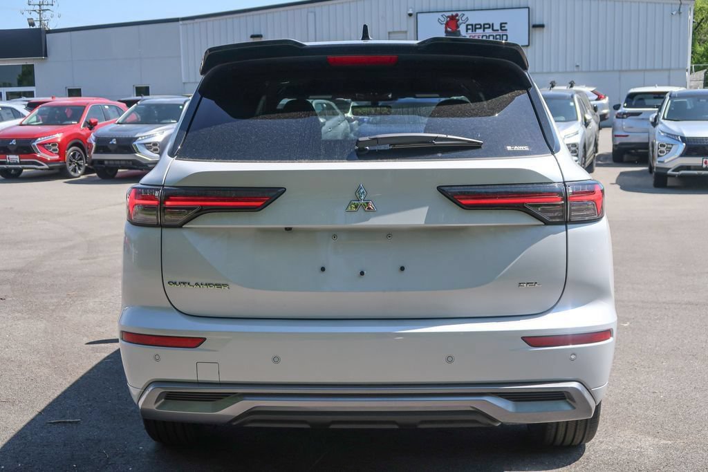 New 2026 Mitsubishi Outlander SEL AWD/4WD image 11