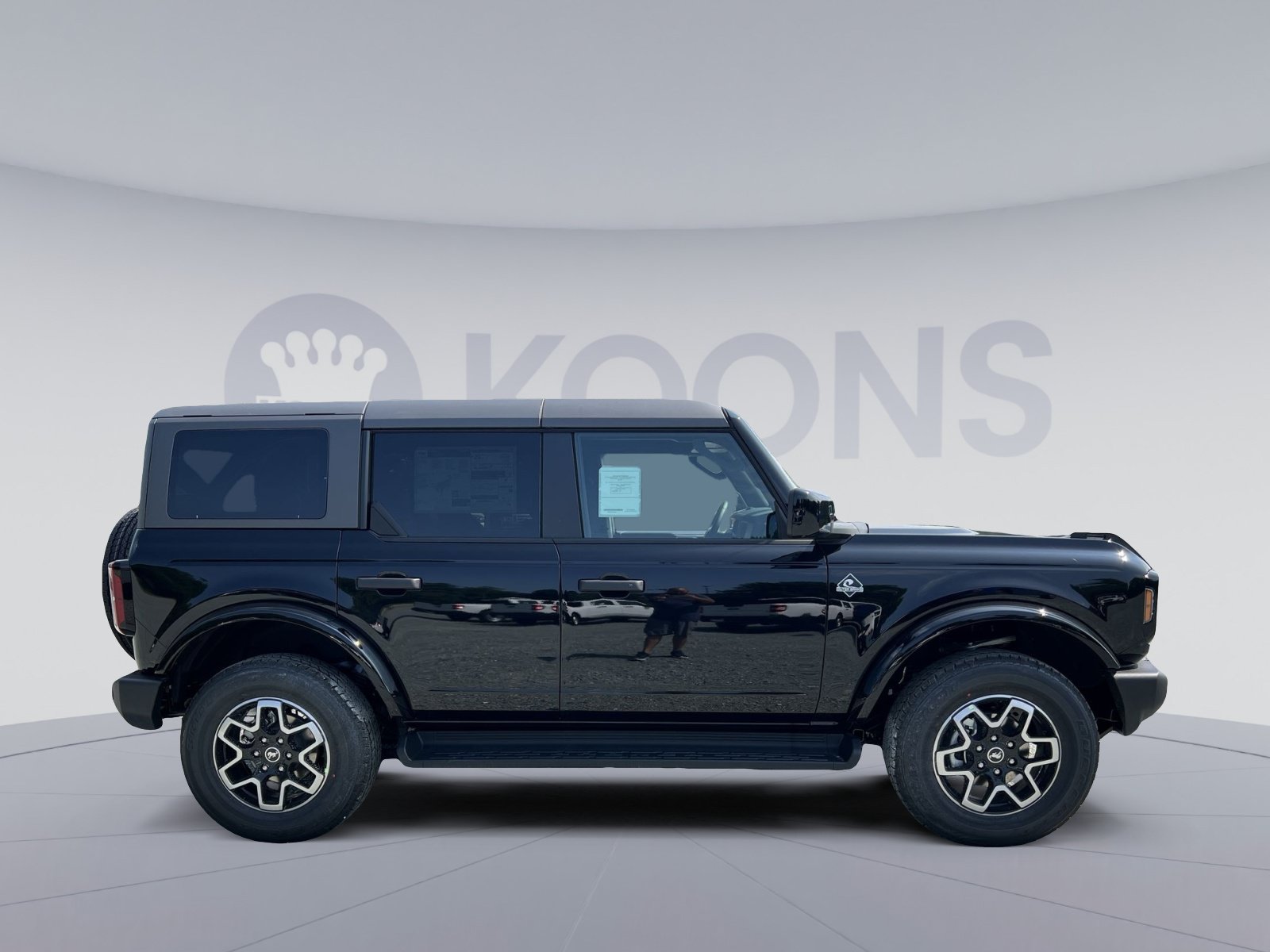 New 2026 Ford Bronco Outer Banks AWD/4WD image 8