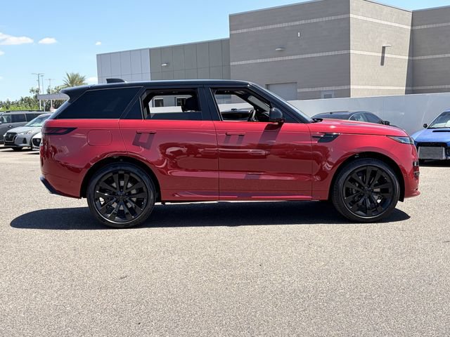 New 2026 Land Rover Range Rover Sport Dynamic SE AWD/4WD image 17