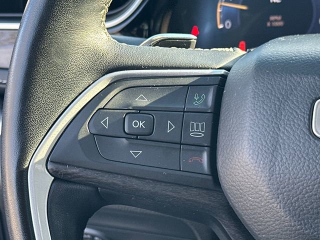 Used 2022 Jeep Grand Cherokee L Limited w/ Trailer Tow Group (B) image 32