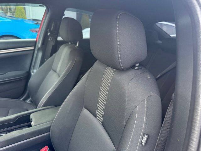 Used 2019 Honda Civic Sport image 11