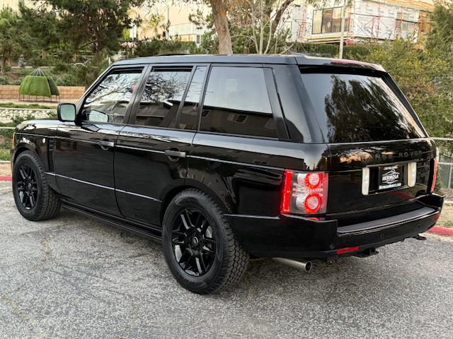 Used 2010 Land Rover Range Rover Supercharged image 12