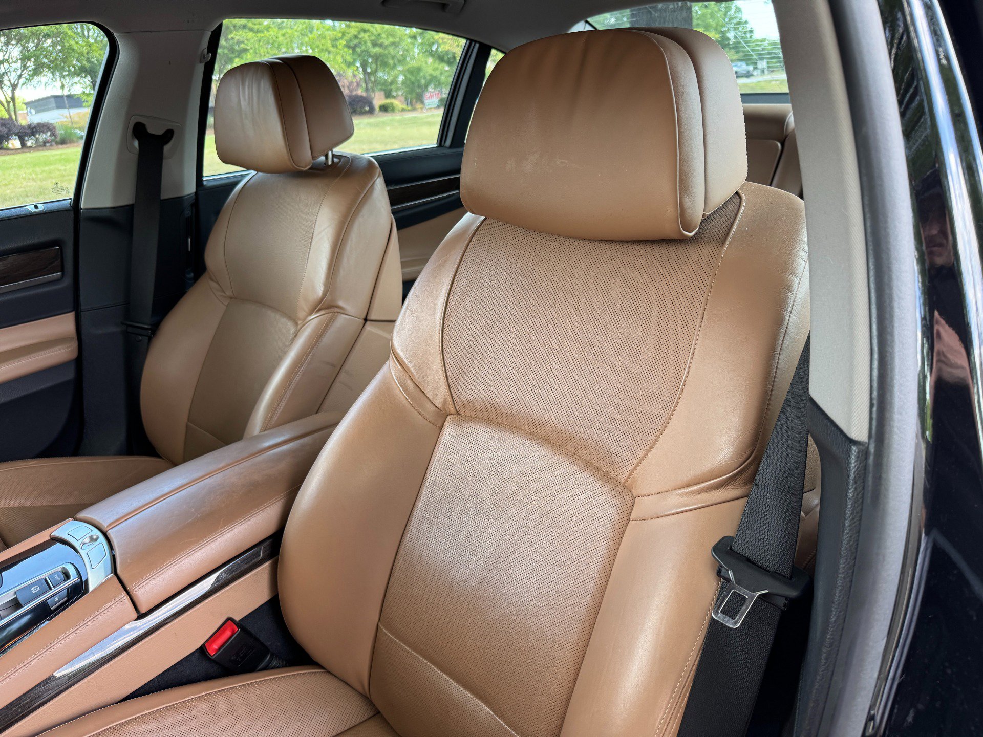 Used 2012 BMW 750Li image 21