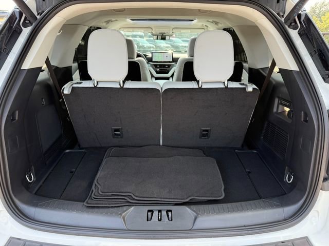 Used 2025 Ford Explorer Platinum w/ Ultimate Package image 50