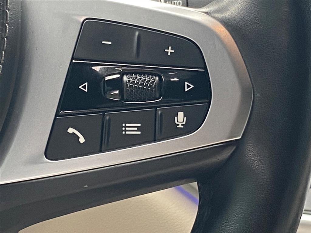 Used 2022 BMW X5 M50i w/ Executive Package image 9