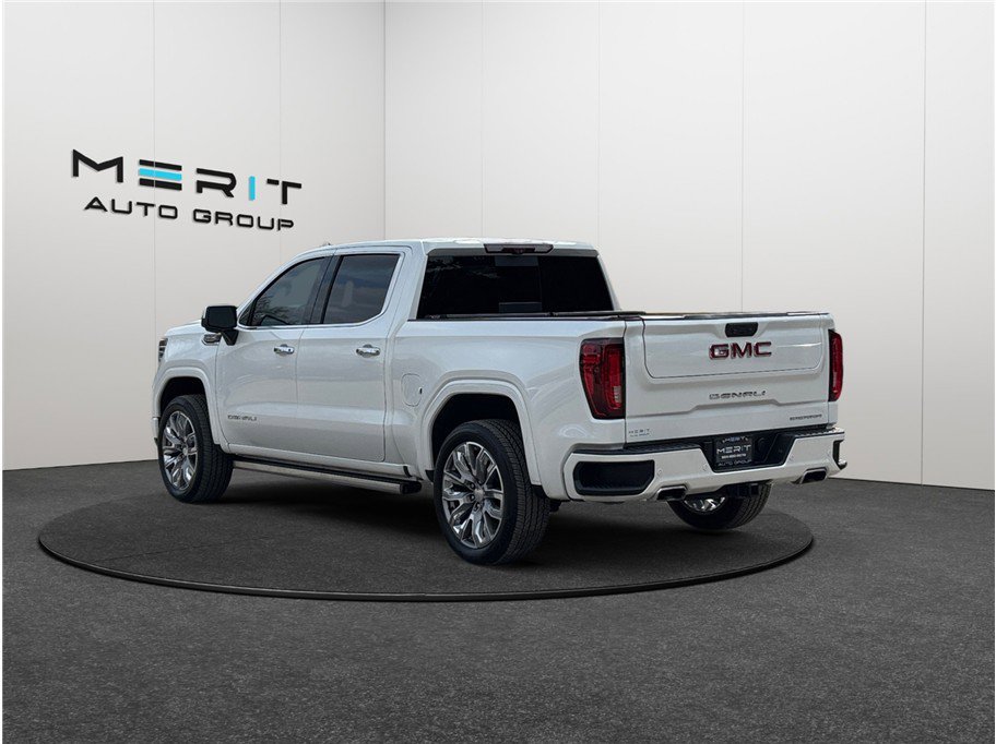 Used 2022 GMC Sierra 1500 Denali w/ Denali Reserve Package image 7